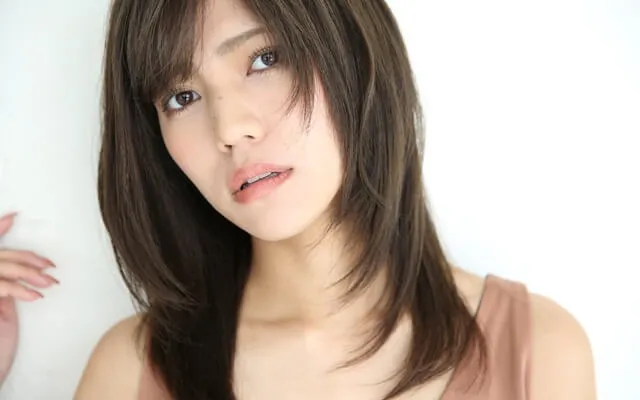つやさら内巻きストレート